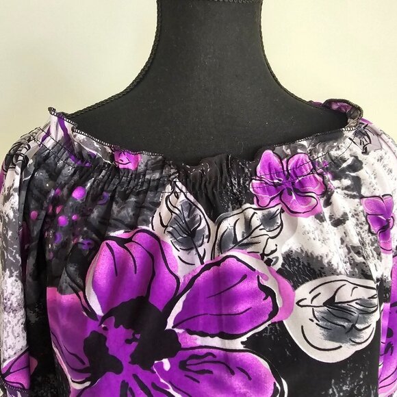 Women's Purple Floral Sleeveless Tunic Top - Picture 6 of 13